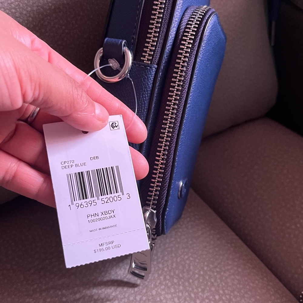 Brand new beautiful for everyone and every occasion I love the color blue - Picture 4 of 5